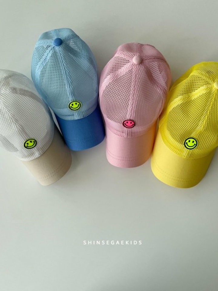 Mini Smile Mesh Ball Cap
