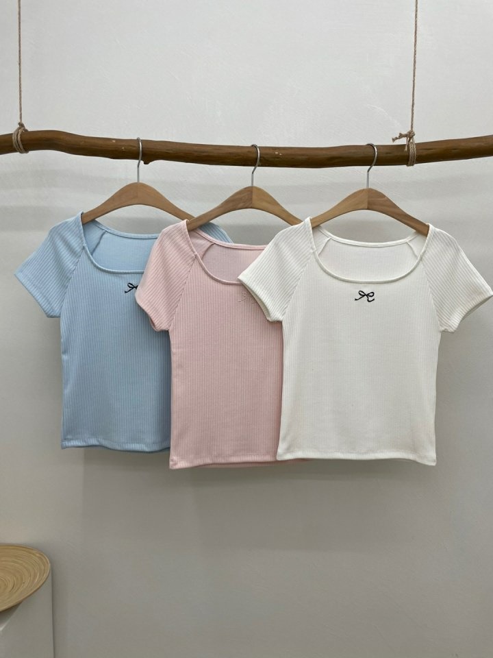 Ribbon Rib Tee