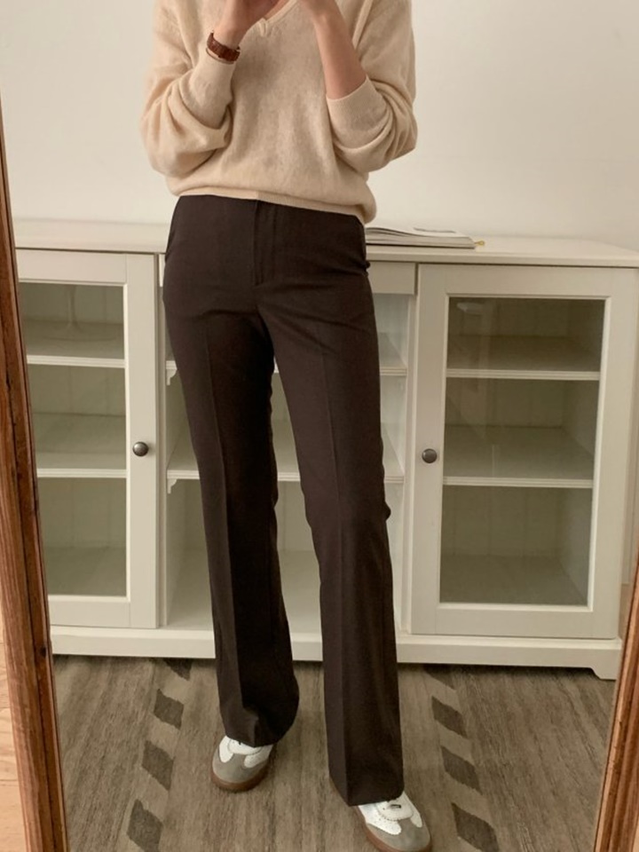 Kelly Semi Flared Slacks