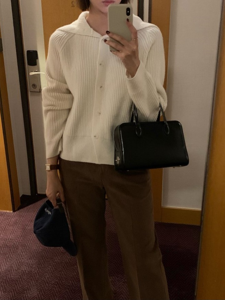 Loe Collar Golgi Knit Cardigan
