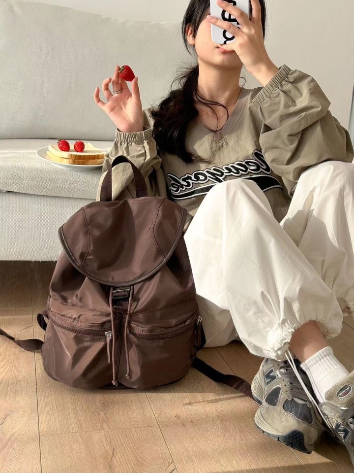 Buckle Pocket Back Pack