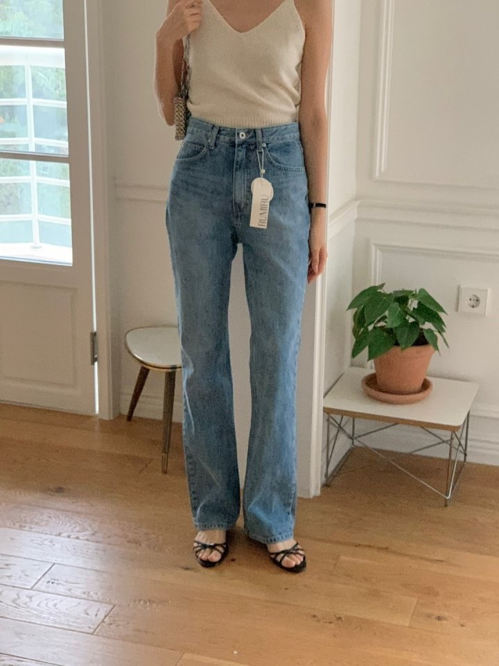 Semi Boots Cut Denim  Pants