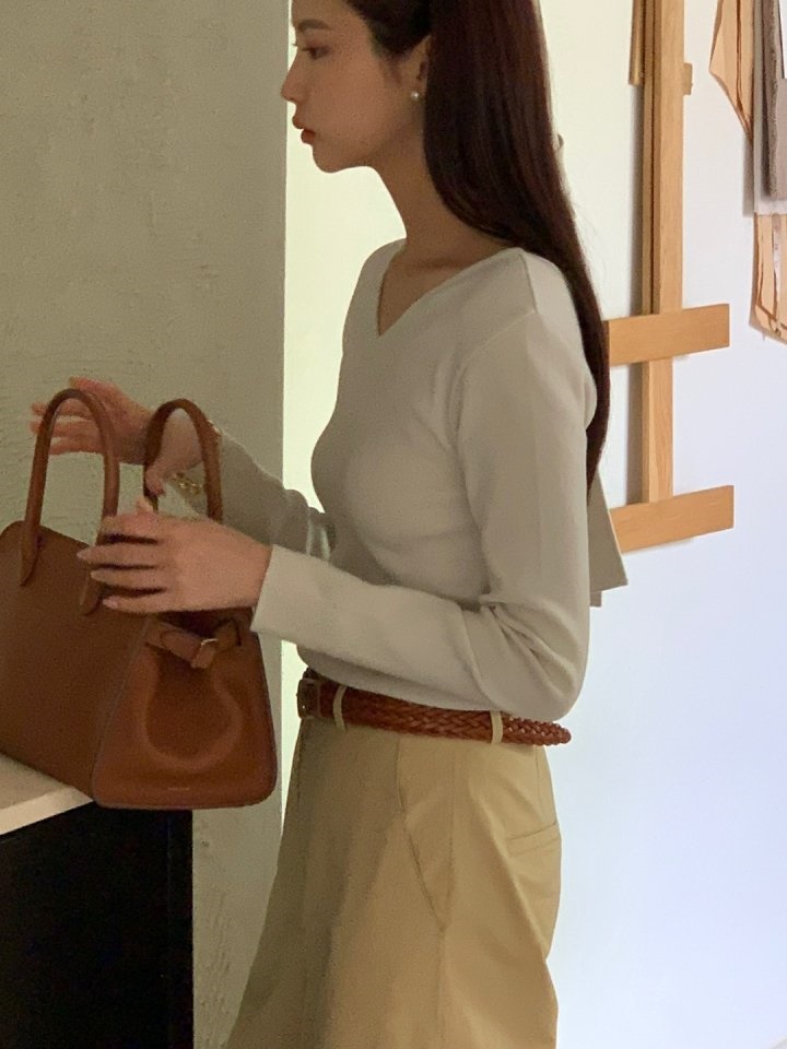 Two Way U Neck Knit