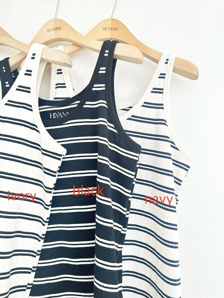 ST Sleeveless Tee