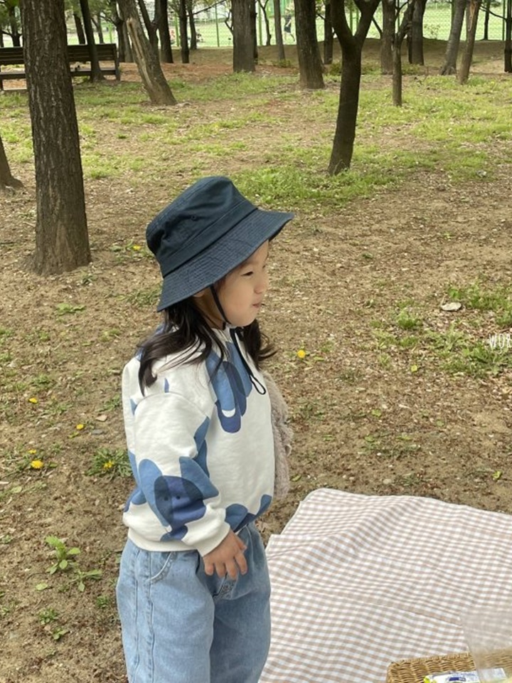 Washing Maru String Bucket Hat