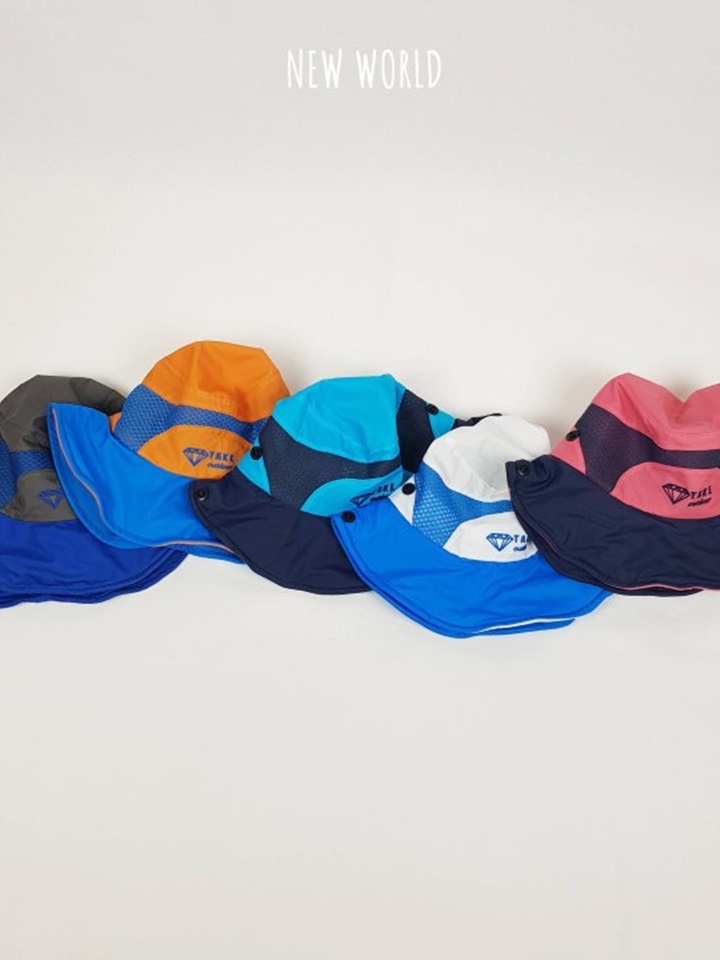 Functionality Bucket Hat