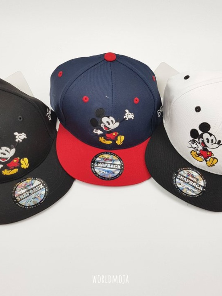 M Snapback