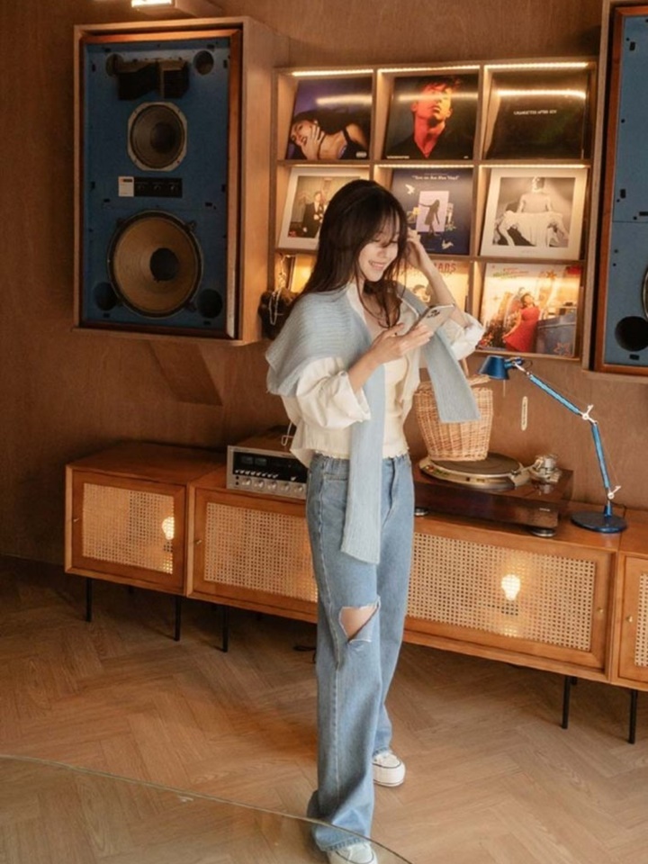 834 Blue Cutting Wide Denim Pants