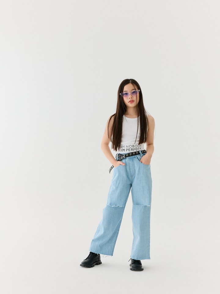 So Hat Sleeveless Tee
