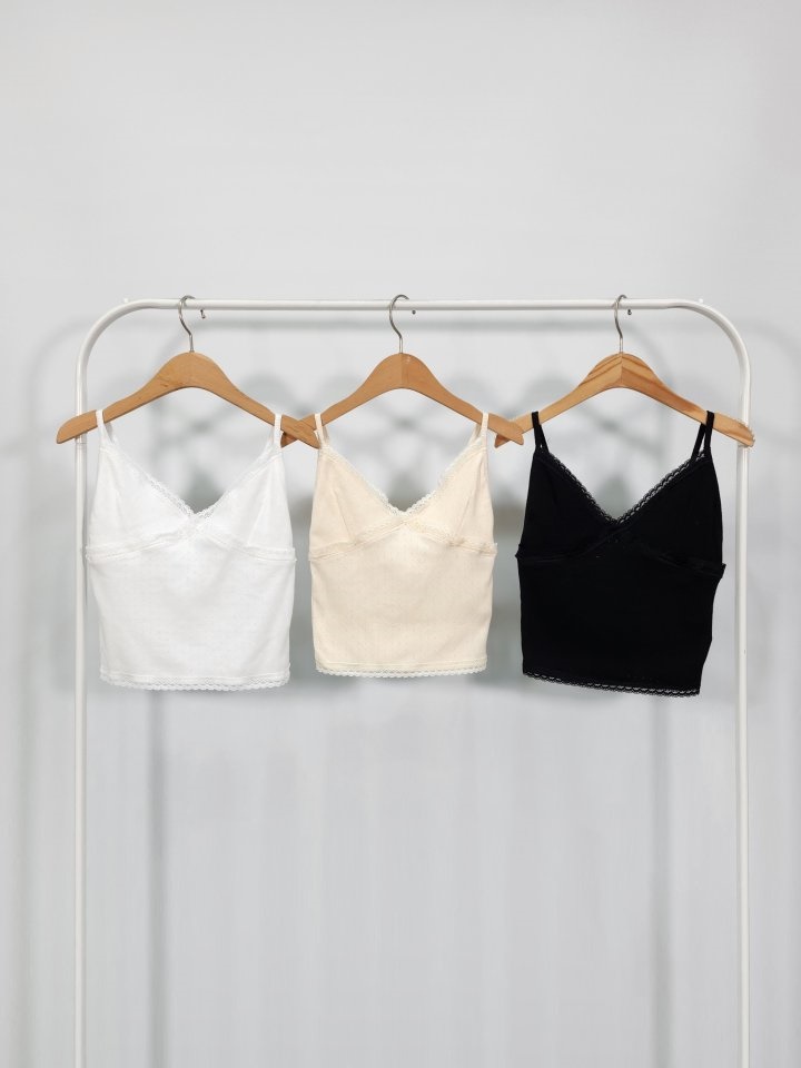 Eyelet Lace Sleeveless Tee