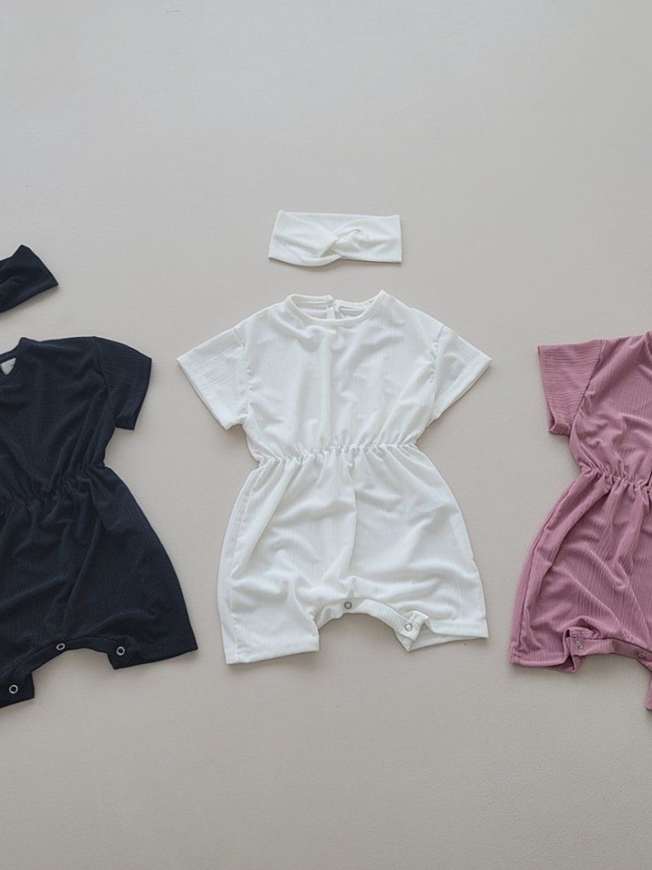 Cool Pleats Body Suit Set