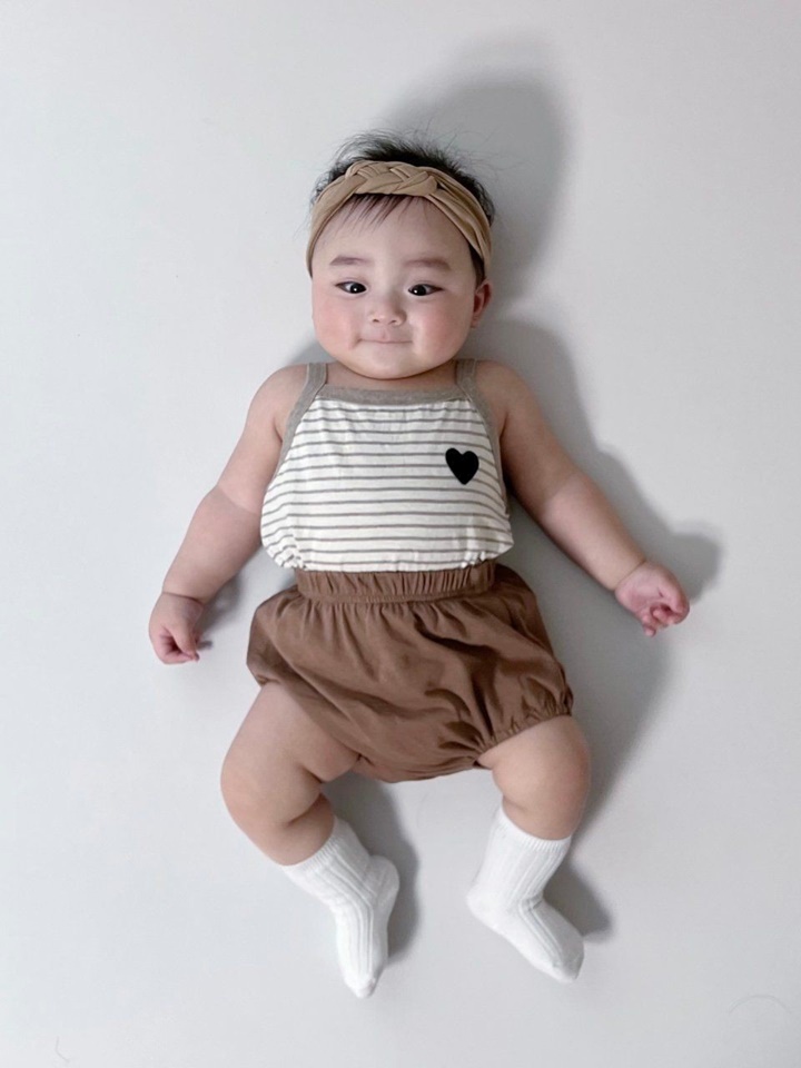 Basic Sleeveless Bebe Top Bottom Set