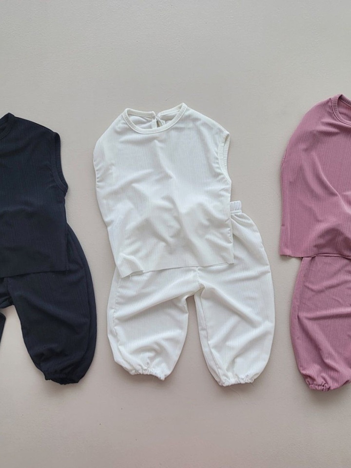 Laon Pleats Top Bottom Set
