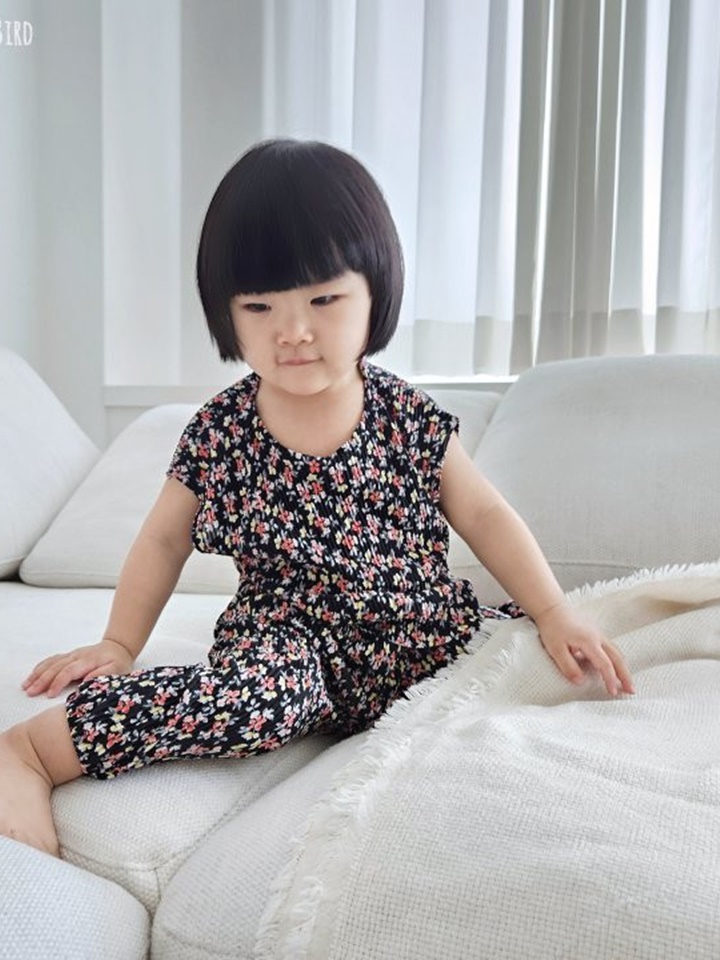 Flower Pleats Top Bottom Set