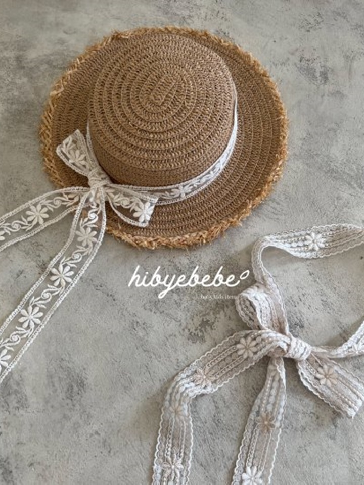 Bebe Earl Grey Straw Hat