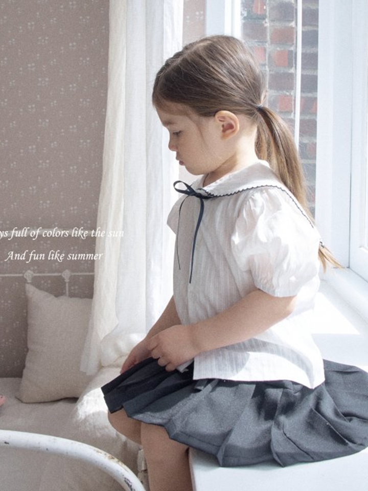 Merry Wrinkle Skirt