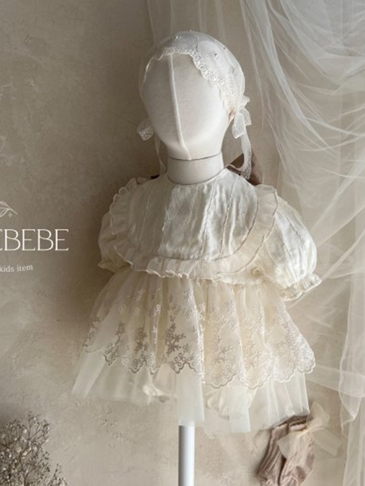Bebe Adela Lace Ribbon Bib