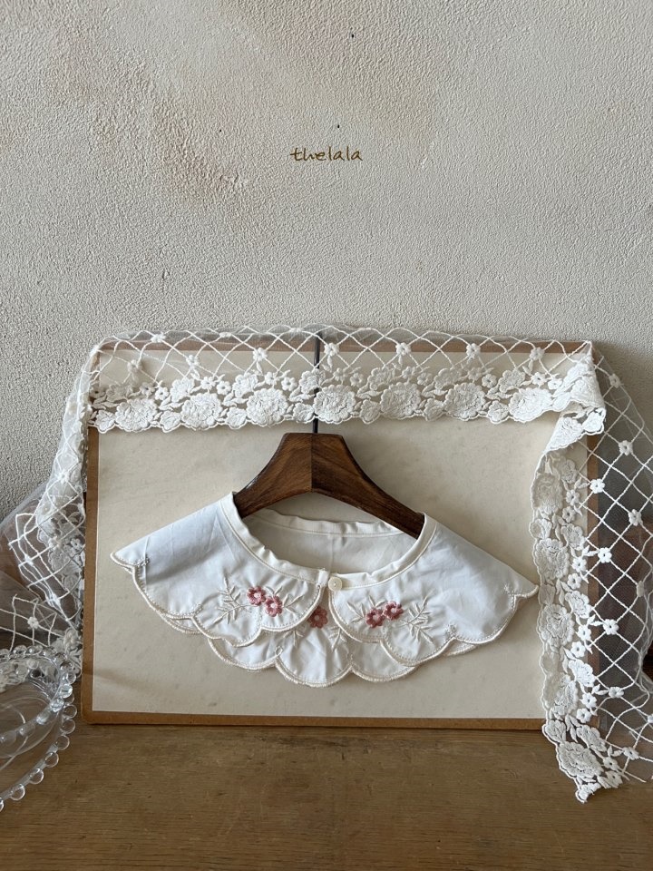 Embroidery Flower Cape