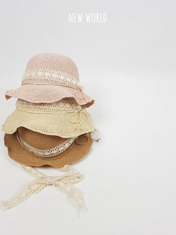 Jisa Lace Pyeong Brim Hat