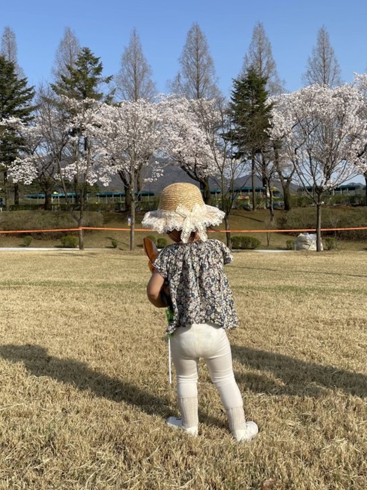Straw Lace Hat