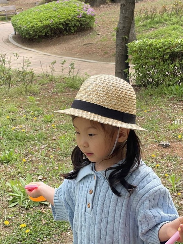 Straw Round Hat