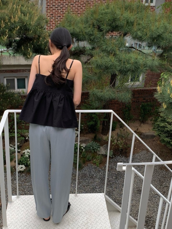Fleur Shirring V Neck Top