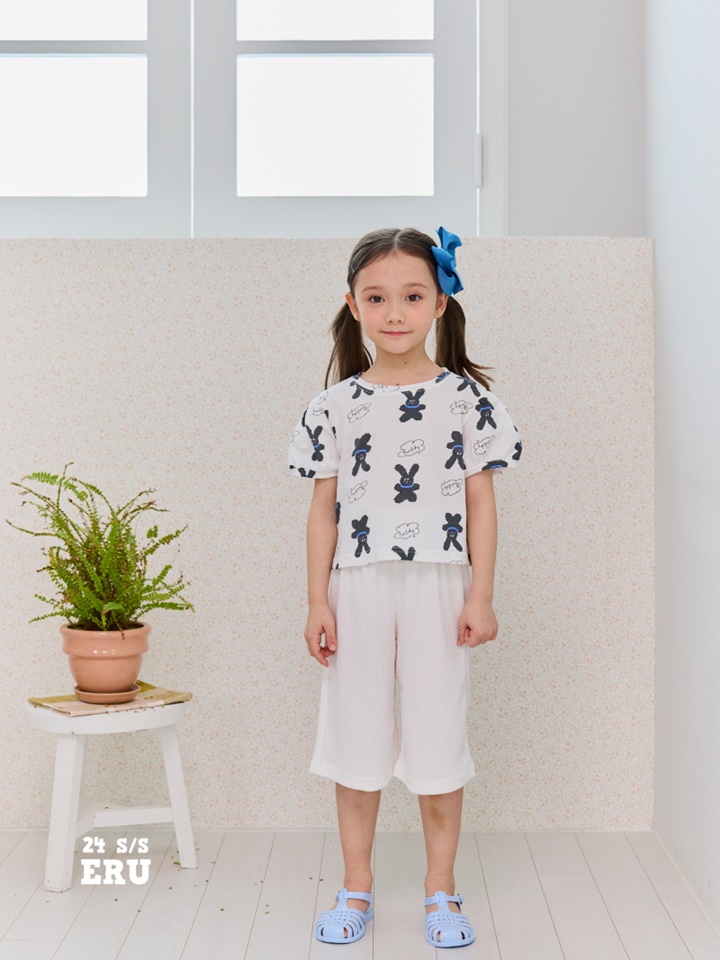 Rabbit Crop Tee