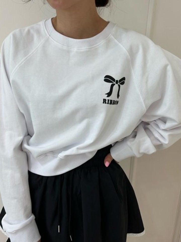Ribbon Sweatshirt
