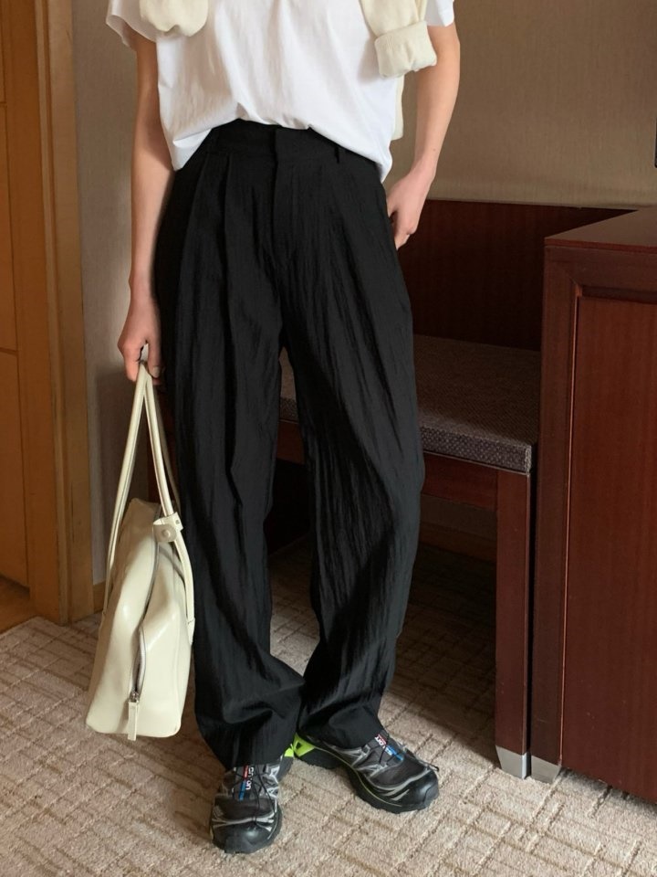 Leaves 2 Pintuck Wide Pants
