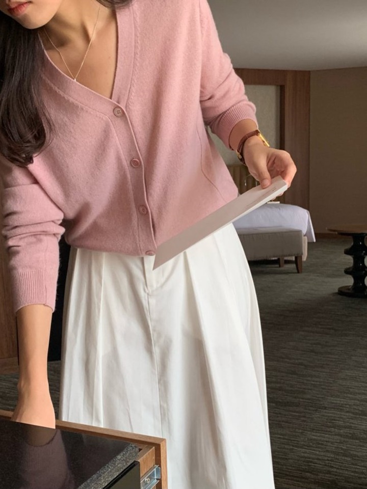 Tacit Stitch V Neck Cardigan