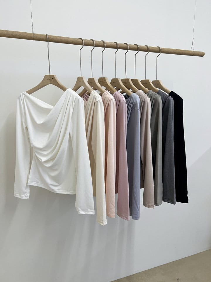Afarrier - Korean Women Fashion - #pursuepretty - Spring Spring Drape Tee - 3