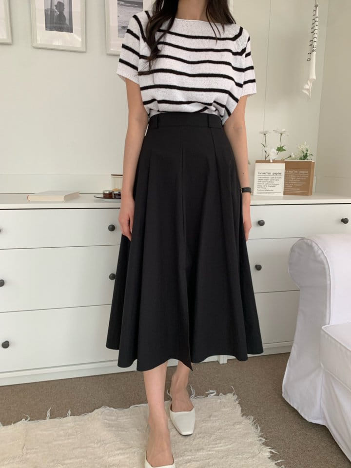 Allu - Korean Women Fashion - #shopsmall - Sleek Hool Skirt - 7