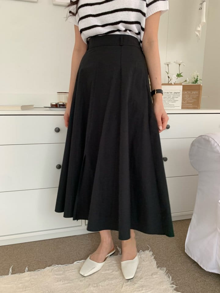 Allu - Korean Women Fashion - #thelittlethings - Sleek Hool Skirt - 9