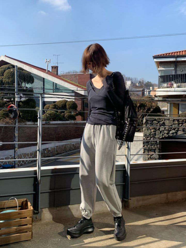 Arc - Korean Women Fashion - #vintagekidsstyle - Bebe Jogger Pants - 9