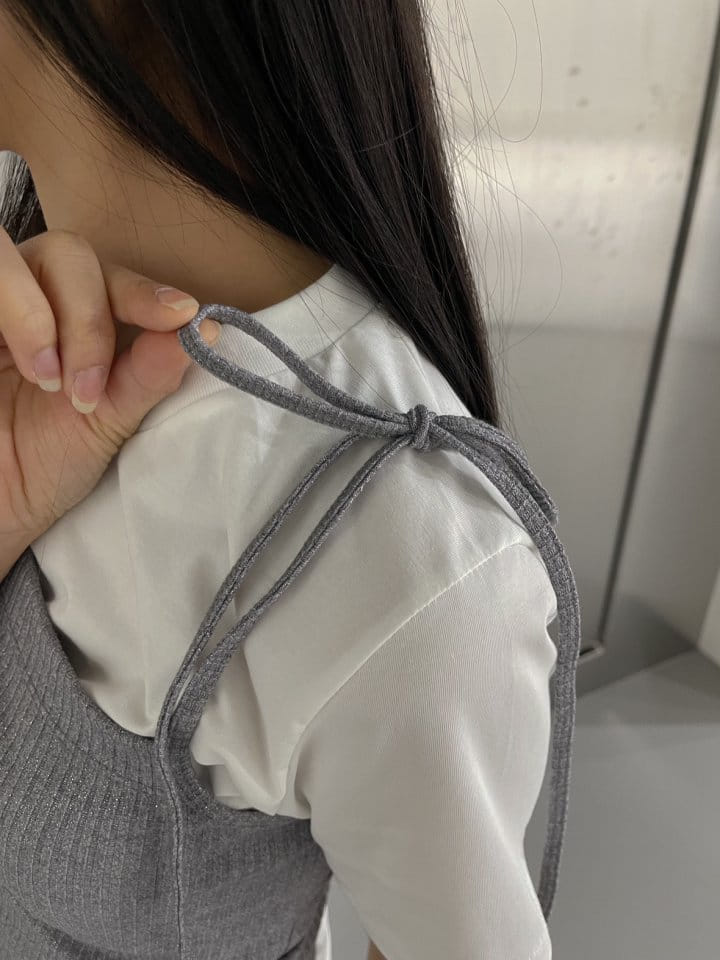 Attention-plz-Korean Women Fashion - #romanticstyle - Crystal Unbalance Sleeveless Tee - 3