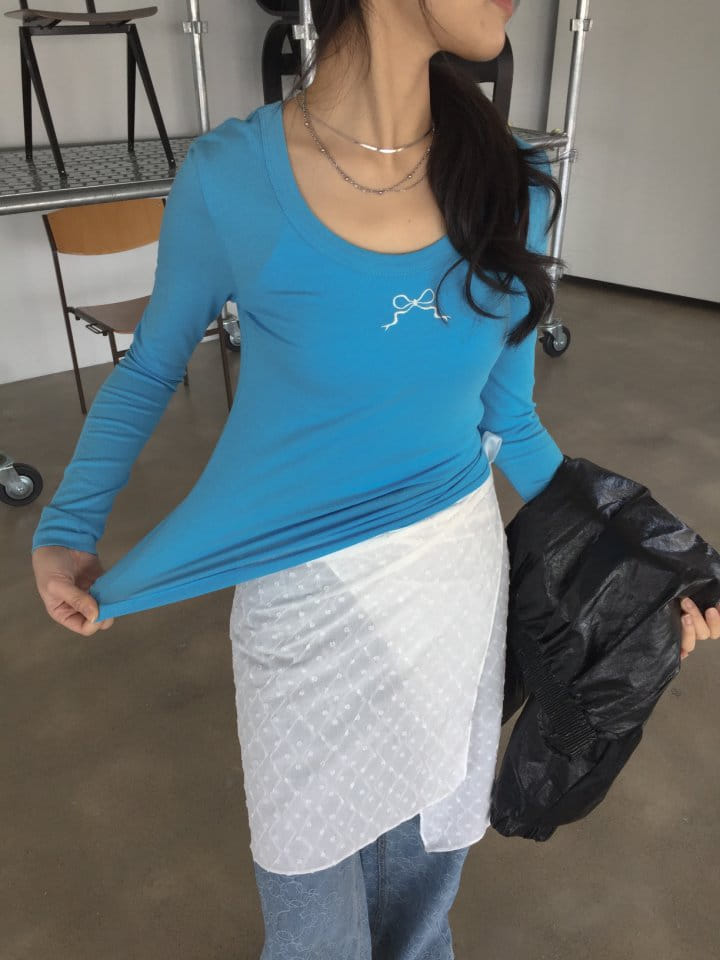 Attention-plz-Korean Women Fashion - #shopsmall - Ribbon Embroidery U Neck Tee - 8