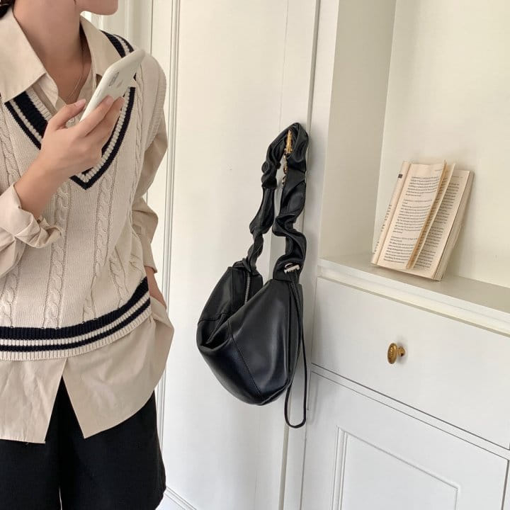 Attention-plz-Korean Women Fashion - #shopsmall - Wrinkle L Shoulder Bag - 3