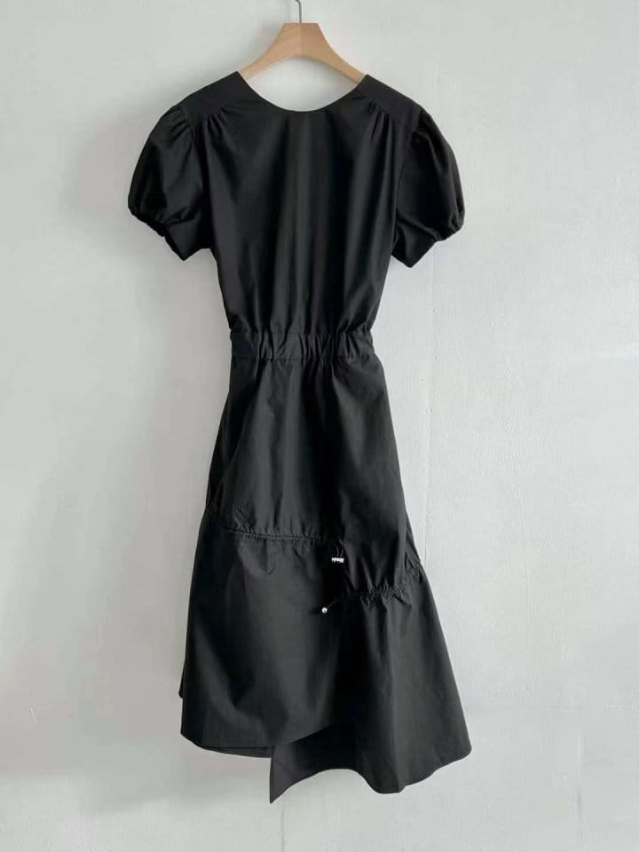 Binus - Korean Women Fashion - #momslook - Back Slit One-Piece - 3