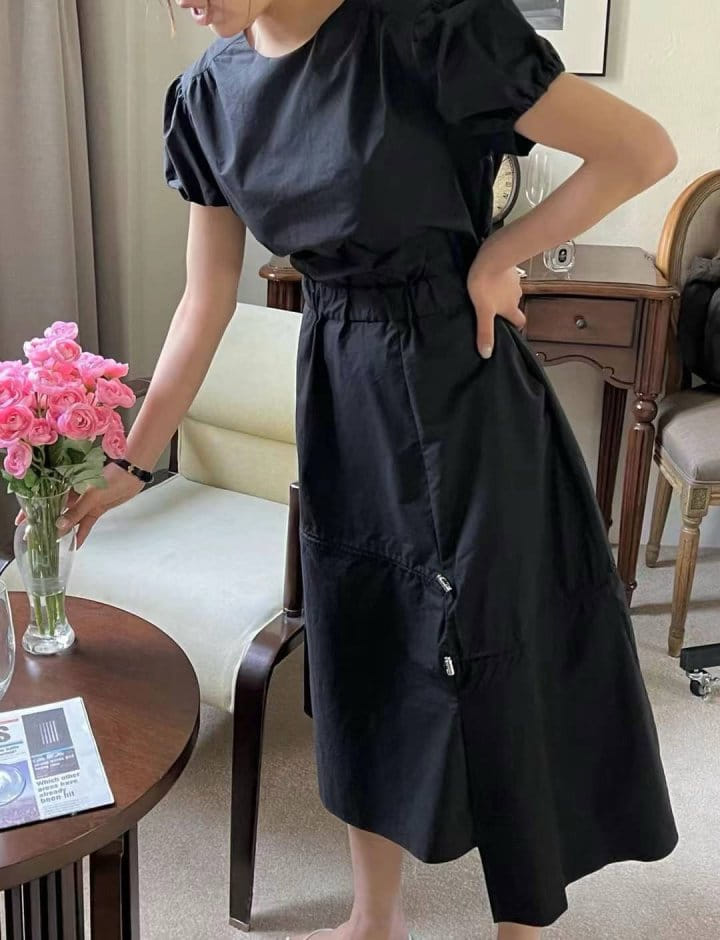Binus - Korean Women Fashion - #momslook - Back Slit One-Piece - 9