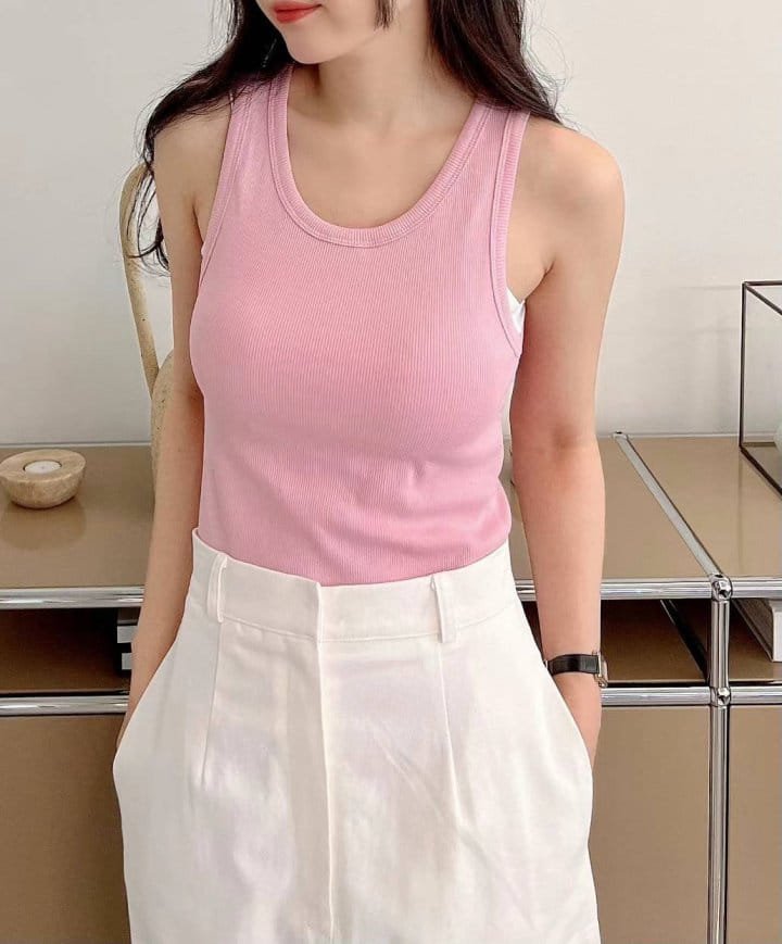 Binus - Korean Women Fashion - #momslook - Mango Sleeveless Tee - 5