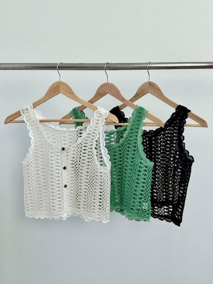 Binus - Korean Women Fashion - #momslook - Sandro Sleeveless Tee