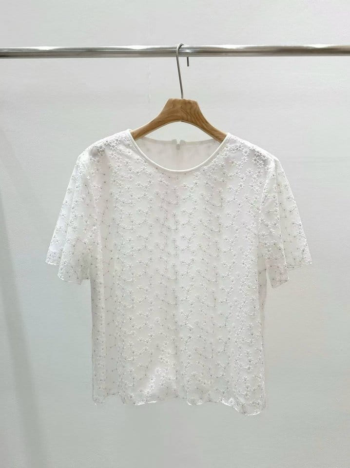 Binus - Korean Women Fashion - #vintageinspired - Daisy Lace Top  - 8