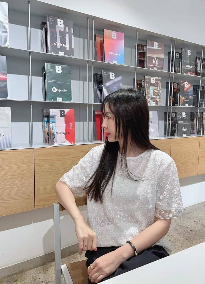 Binus - Korean Women Fashion - #womensfashion - Daisy Lace Top 