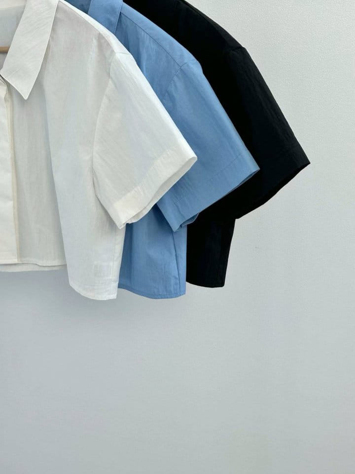 Binus - Korean Women Fashion - #womensfashion - Linkle Crop Shirt - 3