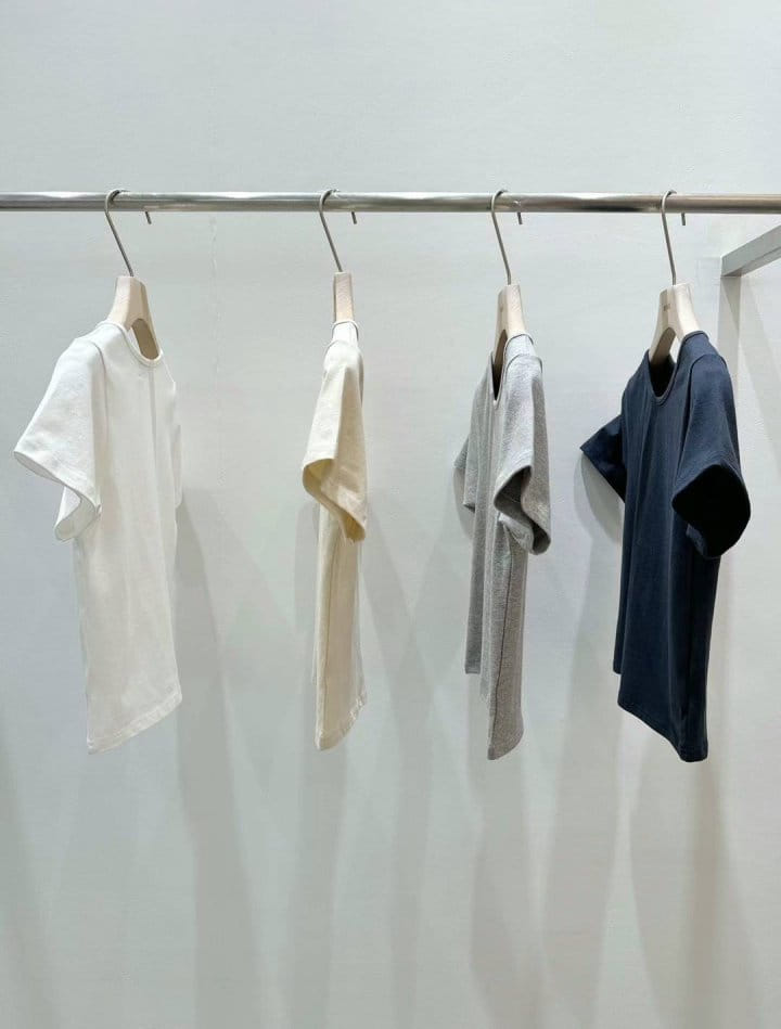 Binus - Korean Women Fashion - #womensfashion - Slim Basic Tee - 6