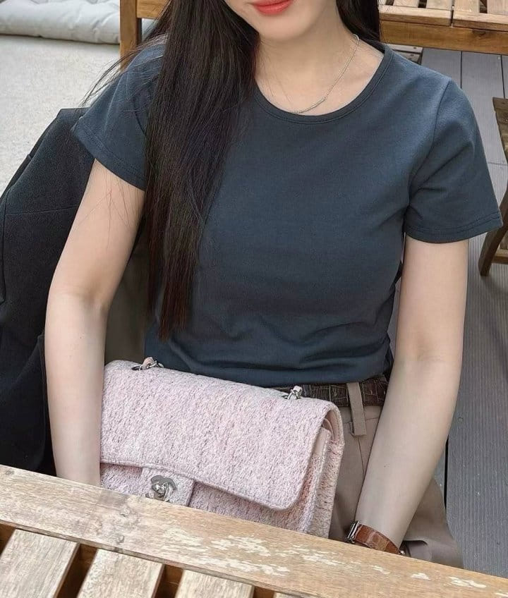 Binus - Korean Women Fashion - #womensfashion - Slim Basic Tee - 8