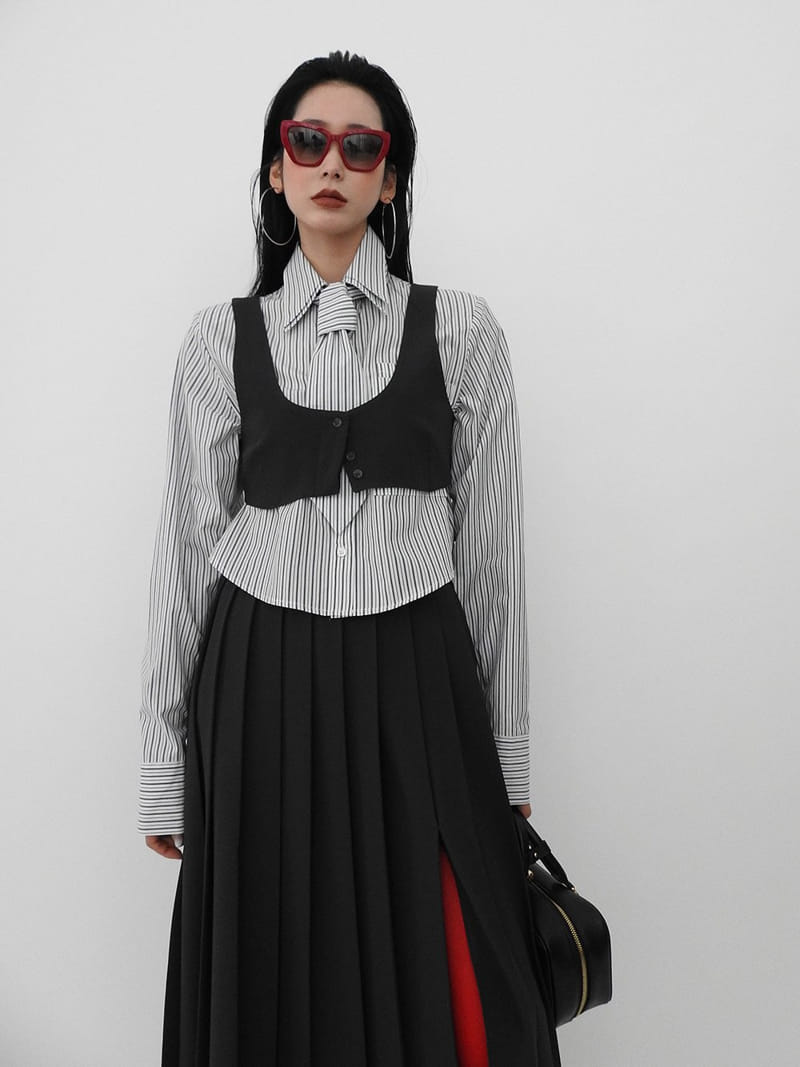 Black Fuchsia - Korean Women Fashion - #momslook - Hidden Bra Top - 7