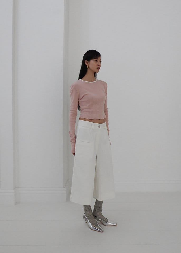 Black Fuchsia - Korean Women Fashion - #restrostyle - Eyelet Piping Tee - 4