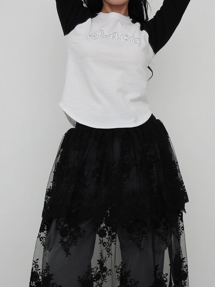 Black Fuchsia - Korean Women Fashion - #womensfashion - Black Raglan Tee - 2