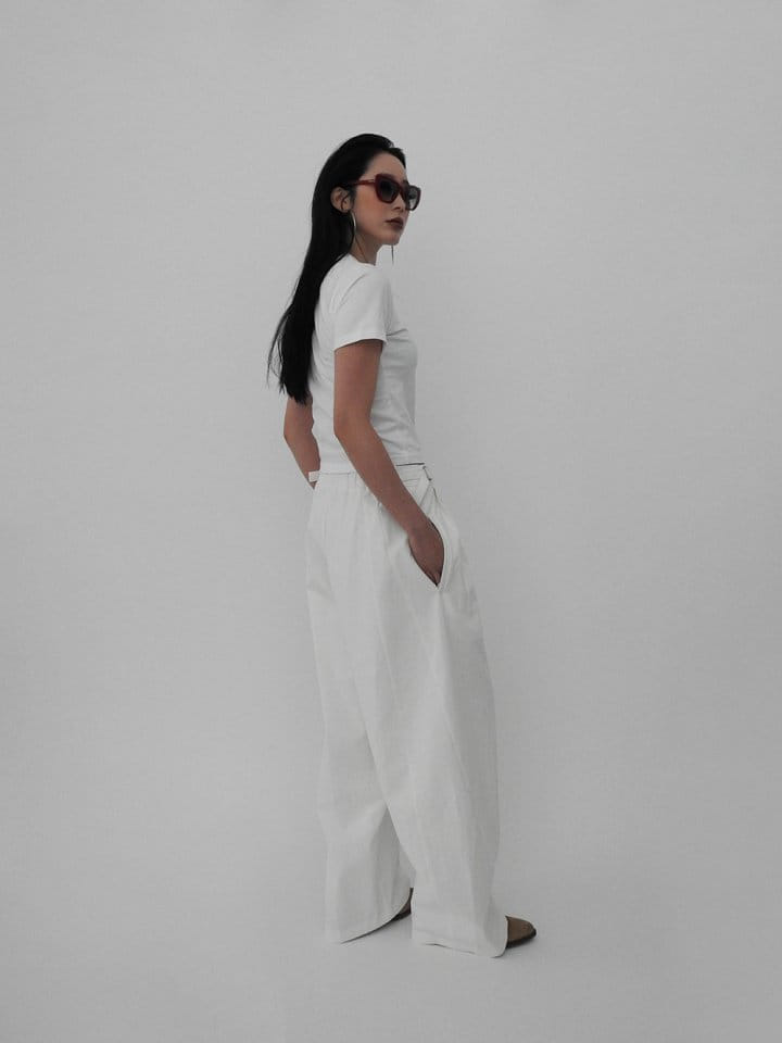 Black Fuchsia - Korean Women Fashion - #momslook - C Bijo Pants - 4